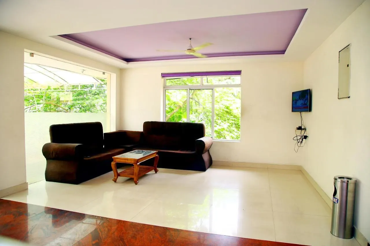 V Bee Plaza Hotel Thiruvananthapuram